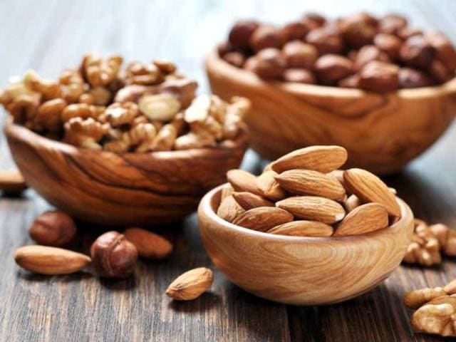 Nuts like almonds, walnuts and pistachios help you with immunity against fever by keeping your body temperature warm.(Shutterstock)
