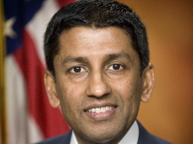 A file photo of Sri Srinivasan (L) in front of a US Senate hearing. The Indian-born judge is among three Washington judges who will determine if net neutrality rules are valid in law.(HT File Photo)