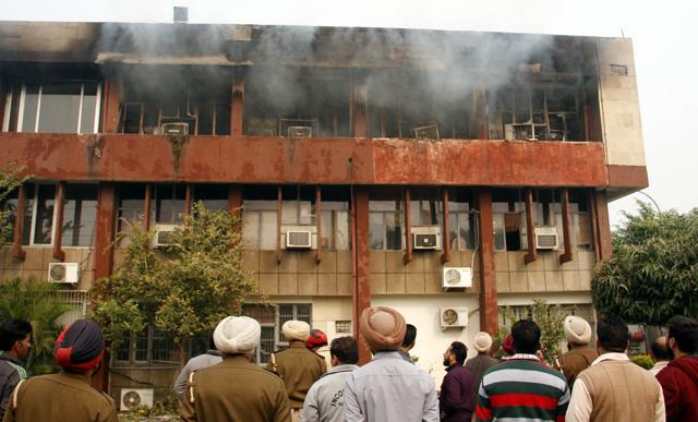 The fire broke out at around 9:45 am on Sunday morning. (JS Grewal/HT Photo)