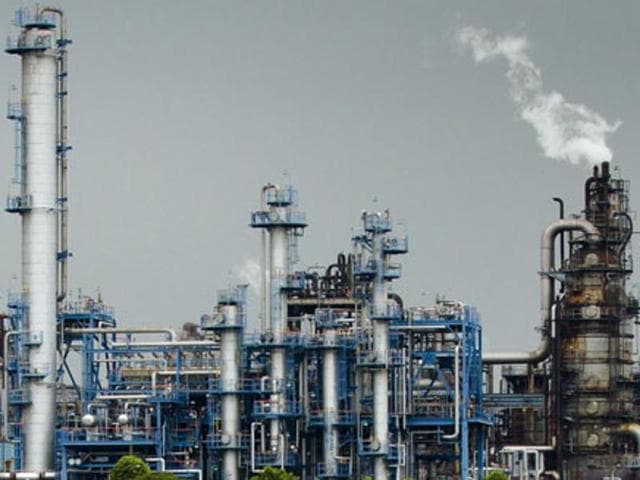 When many parts of the developed world are struggling to not slip back into contraction, India is pulling ahead at about 8% and is set to regain its lost status as an engine of global growth.(Reuters) When many parts of the developed world are struggling to not slip back into contraction, India is pulling ahead at about 8% and is set to regain its lost status as an engine of global growth.(Reuters)
