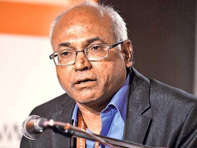 File photo of Kancha Ilaiah at the Jaipur Literature Festival in Rajasthan.(M Zhazo/HT Photo)