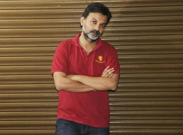 For his upcoming film Zulfikar, Srijit Mukherjee has managed a coup of sorts by roping in some of the biggest Tollywood stars such as Prosenjit Chatterjee and Dev.(Samir Jana / Hindustan Times)