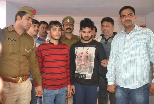 after an encounter in a Ghaziabad school, Jaikaran was rescued and his kidnappers were arrested by the Sihani Gate Police. (Ameeruddin/ HT Photo)