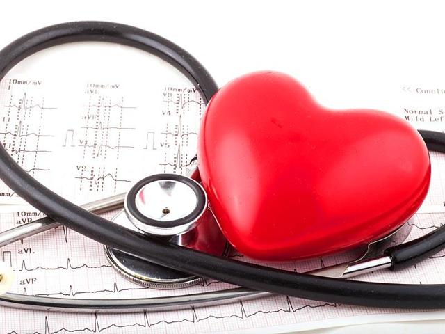 Heart disease, chronic obstructive lung disease, cancers and diabetes have replaced infections as the leading cause of disease and death, pushing up medical bills for a population that largely pays for its own healthcare.(Shutterstock)