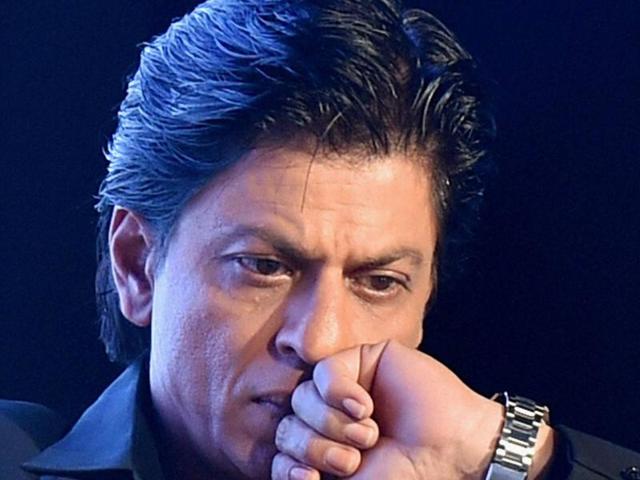Why did I decide to speak on intolerance? I was happily enjoying my stardom, then why, oh why? That’s what Shah Rukh Khan seems to be asking himself at the ‘Safe Move-Traffic Safety Campaign’ in New Delhi on Monday. (PTI)