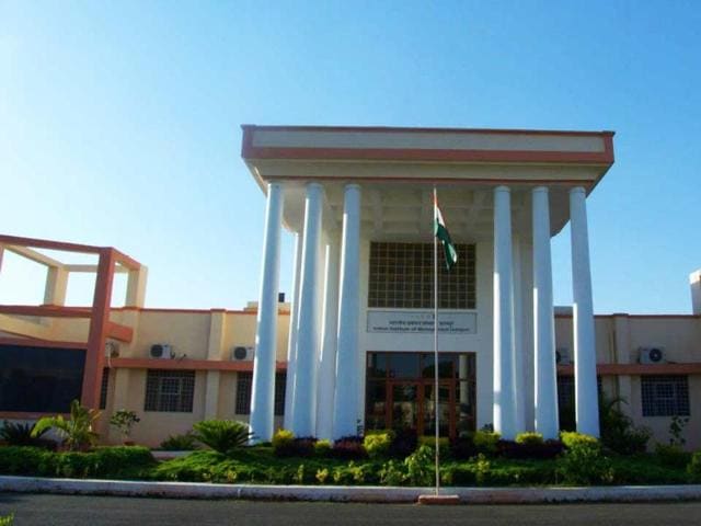 IIM Udaipur has decided to launch the programme with a small batch of only four students in two areas – marketing and operations management.(Courtesy/ IIMU website) IIM Udaipur has decided to launch the programme with a small batch of only four students in two areas – marketing and operations management.(Courtesy/ IIMU website)