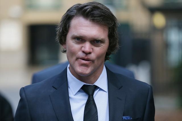 Former New Zealand cricketer Lou Vincent arrives at Southwark Crown Court where he is a witness in the trial of former New Zealand cricketer Chris Cairns, on October 12, 2015. (AP Photo) Former New Zealand cricketer Lou Vincent arrives at Southwark Crown Court where he is a witness in the trial of former New Zealand cricketer Chris Cairns, on October 12, 2015. (AP Photo)