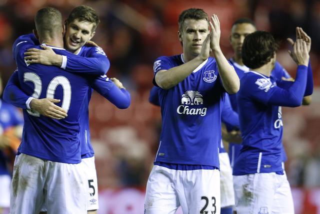 Everton's Seamus Coleman applauds at the end of the quarterfinal English League Cup against Middlesbrough at the Riverside Stadium on December 1, 2015. (AP Photo)