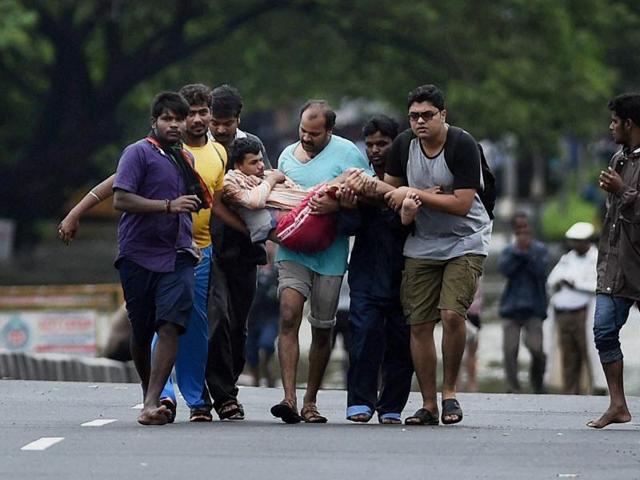 Army, Chennai Residents And Social Media Keep Flood Rescue Ops Going ...