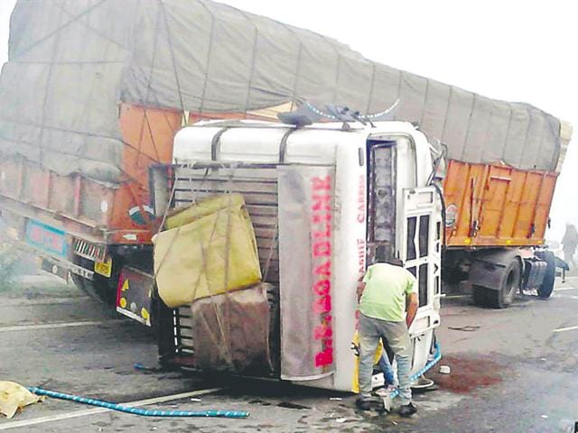 The mangled remains of the private bus that rammed into a truck in a series of collisions that took place at Kathunangal on Wednesday morning in Amritsar. (HT Photo) The mangled remains of the private bus that rammed into a truck in a series of collisions that took place at Kathunangal on Wednesday morning in Amritsar. (HT Photo)