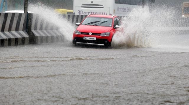 Cars and trucks could not enter Chennai, or go out of it, as most of its main and arterial roads were under water. (HT Photo) Cars and trucks could not enter Chennai, or go out of it, as most of its main and arterial roads were under water. (HT Photo)