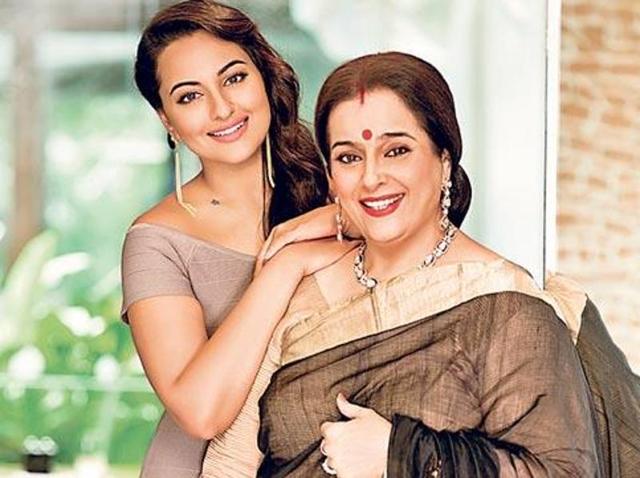 Actor Sonakshi with her mother Poonam Sinha. (HT) Actor Sonakshi with her mother Poonam Sinha. (HT)