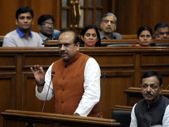Leader of Opposition Vijender Gupta on Wednesday proposed 10 amendments in the Janlokpal Bill. (HT Photo) Leader of Opposition Vijender Gupta on Wednesday proposed 10 amendments in the Janlokpal Bill. (HT Photo)