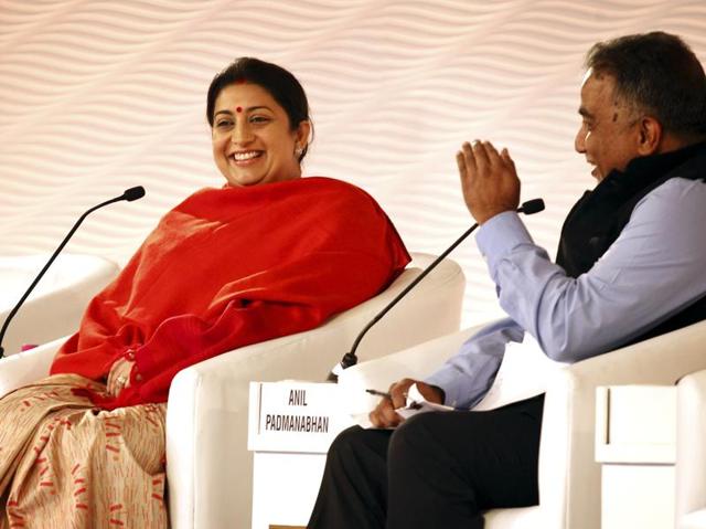 Union minister for human resource development Smriti Irani interacts with Anil Padmanabhan, deputy managing editor, Mint during Hindustan Times Leadership Summit. (Ajay Aggarwal/HT Photo)