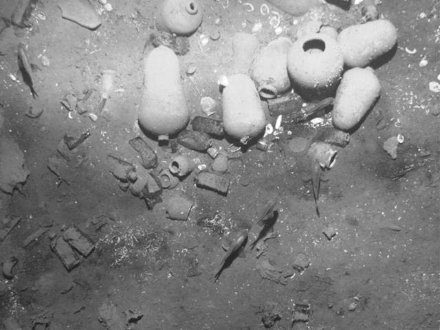 Artifacts found in the wreckage of Spanish galleon San Jose are seen in this undated handout photo provided by the Colombian ministry of culture. (REUTERS) Artifacts found in the wreckage of Spanish galleon San Jose are seen in this undated handout photo provided by the Colombian ministry of culture. (REUTERS)