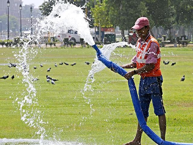That Delhi is facing a water crisis is no secret.(HT Photo)