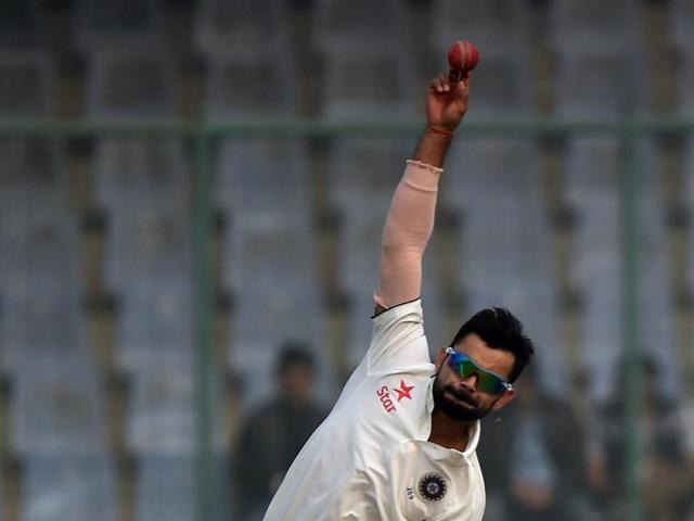 Virat Kohli bowls. Kohli employed as many as eight bowlers in an attempt to end the Proteas’ stubborn resistance. (AFP Photo) Virat Kohli bowls. Kohli employed as many as eight bowlers in an attempt to end the Proteas’ stubborn resistance. (AFP Photo)