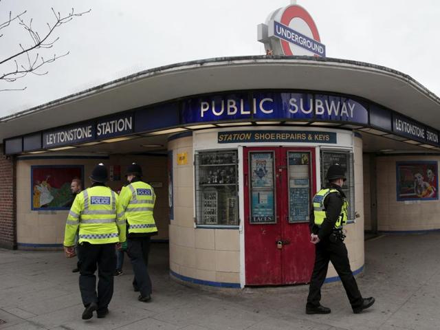 Police officers patrol outside Leytonstone Underground station in east London, Britain December 6, 2015. (REUTERS) Police officers patrol outside Leytonstone Underground station in east London, Britain December 6, 2015. (REUTERS)