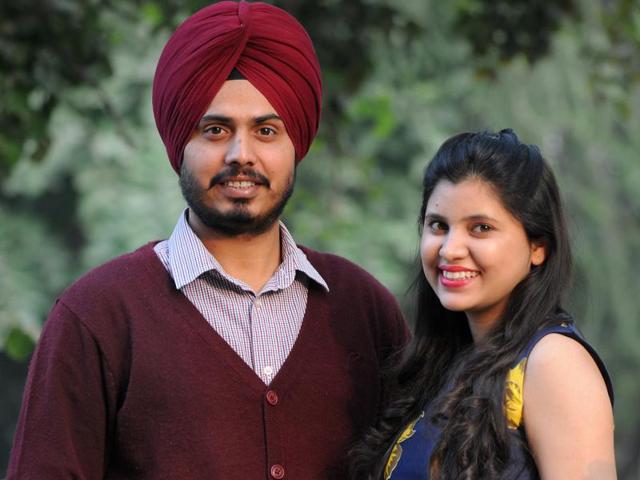 Friendship is the first step to falling in love. This couple reinforces faith in love and friendships. (Gurminder Singh/HT Photo) Friendship is the first step to falling in love. This couple reinforces faith in love and friendships. (Gurminder Singh/HT Photo)
