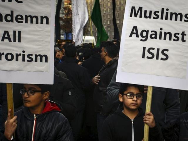 Shia Muslims march to protest against Islamic State. (REUTERS) Shia Muslims march to protest against Islamic State. (REUTERS)