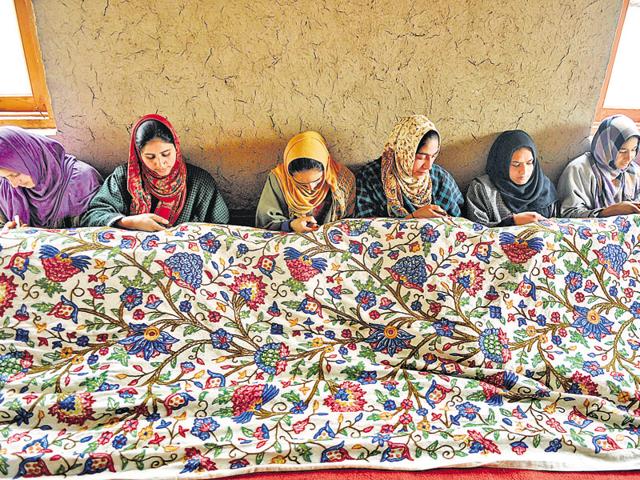 The workers at such centres are paid a stipend of just Rs 700 a month. (Waseem Andrabi/HT Photo)