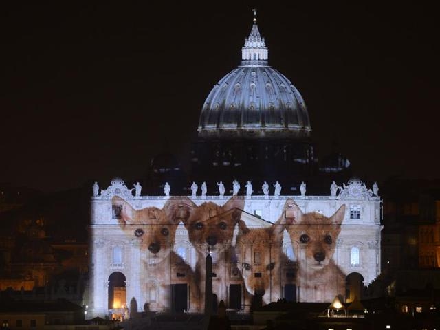 Pictures by some of the world’s greatest environmental photographers were projected onSt Peter’s Basilica during the show ‘Fiat Lux : Illuminating Our Common Home’, in solidarity with Paris climate change summit. (AFP Photo)