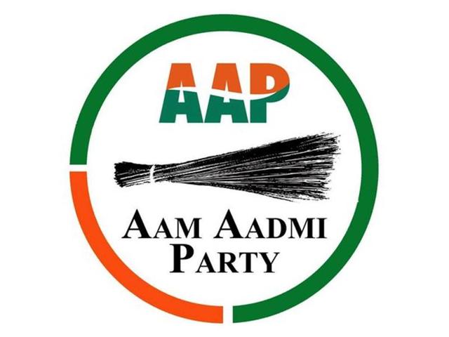 Two months after forming his own voluntary coordination committee (VCC) “dedicated to the people of Punjab”, former AAP state convener Sumail Sidhu has stirred up the Khadoor Sahib bypoll scene by announcing his candidature (Photo courtesy: Twitter) Two months after forming his own voluntary coordination committee (VCC) “dedicated to the people of Punjab”, former AAP state convener Sumail Sidhu has stirred up the Khadoor Sahib bypoll scene by announcing his candidature (Photo courtesy: Twitter)