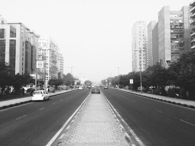Barakhamba Road in black &amp; White. (Udayan Vundru)