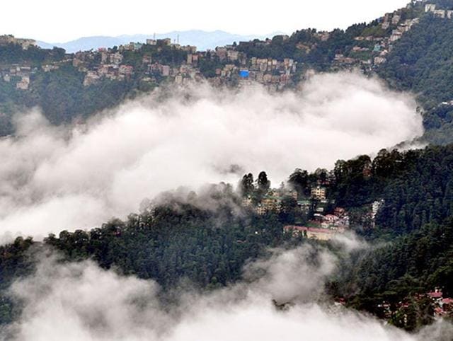 The National Green Tribunal (NGT) on Thursday directed the state government to make the Cart Road in Shimla a one-way street. (HT Photo) The National Green Tribunal (NGT) on Thursday directed the state government to make the Cart Road in Shimla a one-way street. (HT Photo)