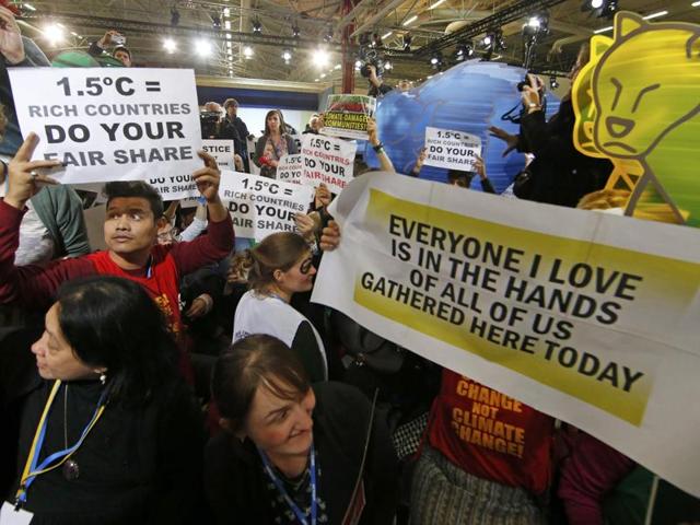 Three Indian institutions asked climate negotiators in Paris to decide a long-term global temperature limit in a “fair” and “equitable” manner. (REUTERS Photo) Three Indian institutions asked climate negotiators in Paris to decide a long-term global temperature limit in a “fair” and “equitable” manner. (REUTERS Photo)