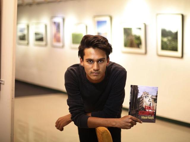 Photographer Udayan Vundru at his Exhibition at Azad Bhawan in New Delhi. (Ravi Choudhary/ Hindustan Times) Photographer Udayan Vundru at his Exhibition at Azad Bhawan in New Delhi. (Ravi Choudhary/ Hindustan Times)