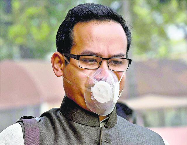 Congress MP Gaurav Gogoi walked into Parliament on Monday with a mask to draw attention to deteriorating air quality and rising pollution in Delhi. (PTI photo) Congress MP Gaurav Gogoi walked into Parliament on Monday with a mask to draw attention to deteriorating air quality and rising pollution in Delhi. (PTI photo)