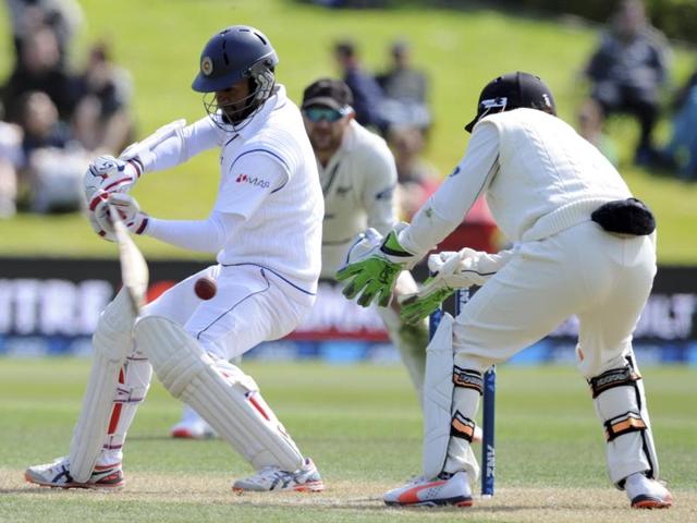Dimuth Karunaratne of Sri Lanka plays a shot during day two of the first International Test cricket match between New Zealand and Sri Lanka at University Oval in Dunedin on December 11, 2015. (AFP Photo) Dimuth Karunaratne of Sri Lanka plays a shot during day two of the first International Test cricket match between New Zealand and Sri Lanka at University Oval in Dunedin on December 11, 2015. (AFP Photo)