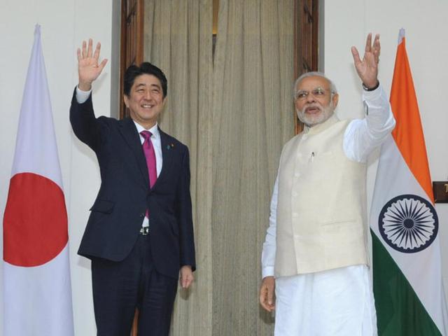 India would start offering visa on arrival facilities for Japanese citizens, including those who come to India on business trips.(PIB)