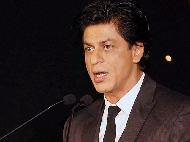 Shah Rukh Khan speaks at IIMBUE 2015 – IIMB Alumni Leadership Summit in Bengaluru. (PTI) Shah Rukh Khan speaks at IIMBUE 2015 – IIMB Alumni Leadership Summit in Bengaluru. (PTI)