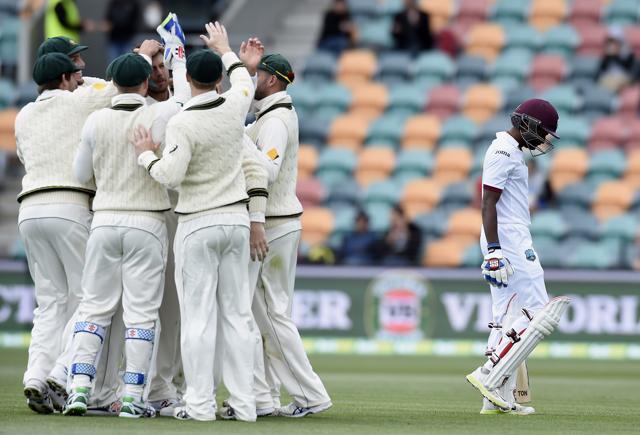 West Indies' Rajendra Chandrika walks off the field after being dismissed by Australia during their cricket test match in Hobart on December 12, 2015. (AP Photo) West Indies' Rajendra Chandrika walks off the field after being dismissed by Australia during their cricket test match in Hobart on December 12, 2015. (AP Photo)