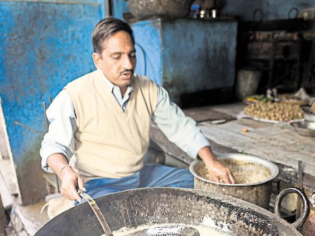 Having too much oily food can trigger acidity.(Pic for representation)