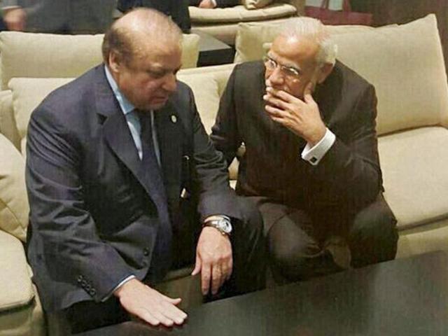Modi needs to focus public minds on the prospect of resolving a big issue. Paying attention to Kashmir will be beneficial.(PTI File) Modi needs to focus public minds on the prospect of resolving a big issue. Paying attention to Kashmir will be beneficial.(PTI File)