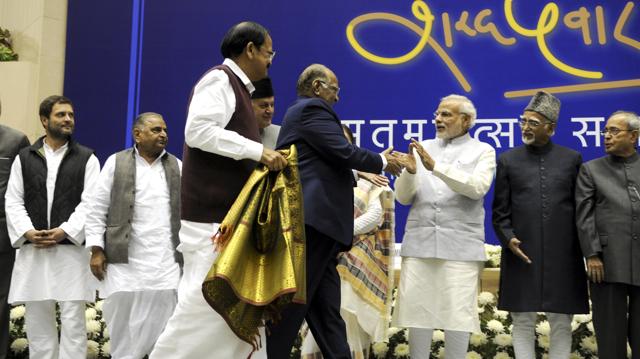 (L-R) PM Narendra Modi, Vice president Hamid Ansari Venkaiah Naidu, Sharad Pawar, Manmohan Singh Pratibha Pawar, Sonia Gandhi and Sitaram Yechury during the NCP leader’s 75th birthday celebrations at Vigyan Bhawan in New Delhi on December 10, 2015. (Photo by Sonu Mehta/Hindustan Times) (L-R) PM Narendra Modi, Vice president Hamid Ansari Venkaiah Naidu, Sharad Pawar, Manmohan Singh Pratibha Pawar, Sonia Gandhi and Sitaram Yechury during the NCP leader’s 75th birthday celebrations at Vigyan Bhawan in New Delhi on December 10, 2015. (Photo by Sonu Mehta/Hindustan Times)