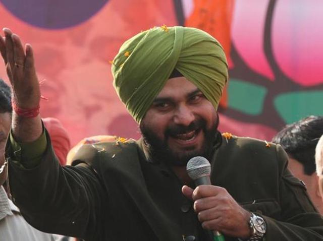 Former Amritsar MP Navjot Singh Sidhu has asked the Bharatiya Janata Party (BJP) national leadership to give him a “bigger role” and not keep him “marginalised”. (HT Photo) Former Amritsar MP Navjot Singh Sidhu has asked the Bharatiya Janata Party (BJP) national leadership to give him a “bigger role” and not keep him “marginalised”. (HT Photo)
