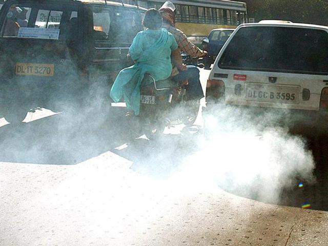Delhi's air quality is worst in the world. The city’s lawless drivers share some blame for this. (HT photo) Delhi's air quality is worst in the world. The city’s lawless drivers share some blame for this. (HT photo)