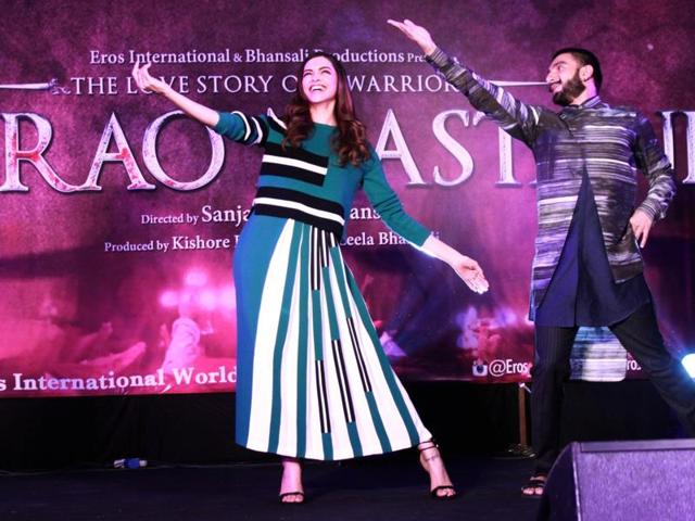 And Ranveer Singh can’t keep his eyes off Deepika Padukone even as they perform during the promotions of Bajirao Mastani. (IANS)