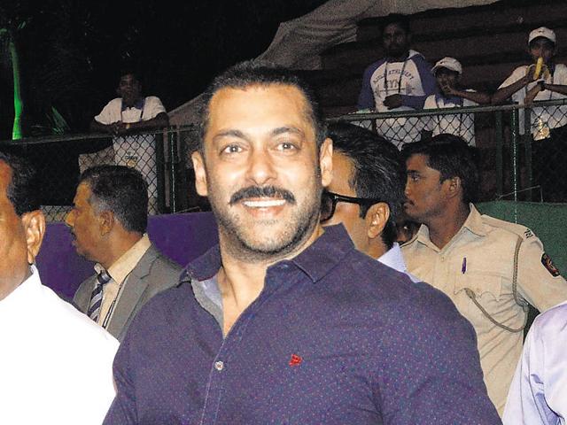 Salman Khan attended an event in Mumbai where he addressed a crowd of athletes. (photo: Yogen shah/HT) 