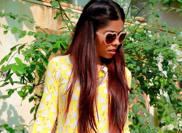 Light, easy make-up, and barely styled hair is the way to go for a party n a yacht (Photo: Streak Hue Fall — The Salon)