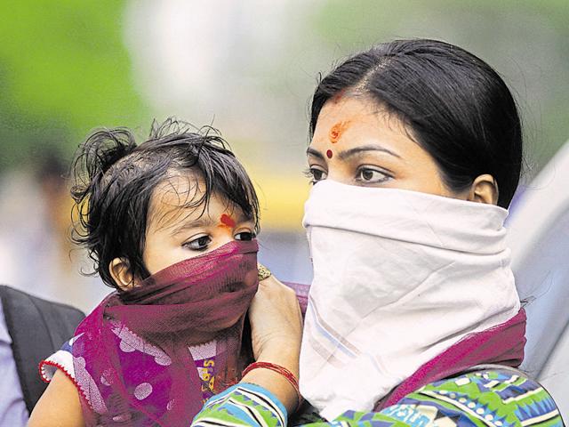 To the policeman, who may accept a payment to turn a blind eye to a truck belching soot, recognize that your son or daughter is paying the price. (Sanjeev Verma/ HT Photo)