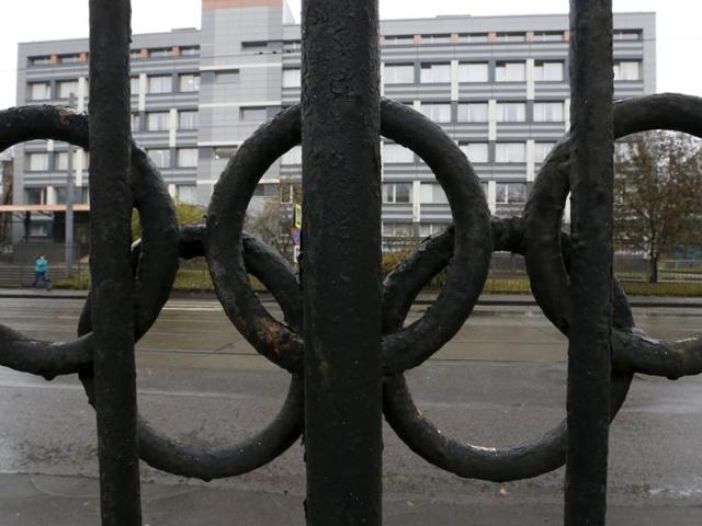 A view through a fence, decorated with the Olympic rings, shows the head office of the Russian Federal Research Centre of Physical Culture and Sports (VNIIFK), on the territory of which a laboratory accredited by the World Anti-Doping Agency (WADA) is located, in Moscow, Russia.(Reuters Photo)