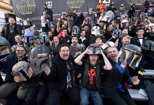 Fans cheer in the stands at world premiere of Star Wars: The Force Awakens at the TCL Chinese Theatre in Los Angeles. (Jordan Strauss/Invision/AP)
