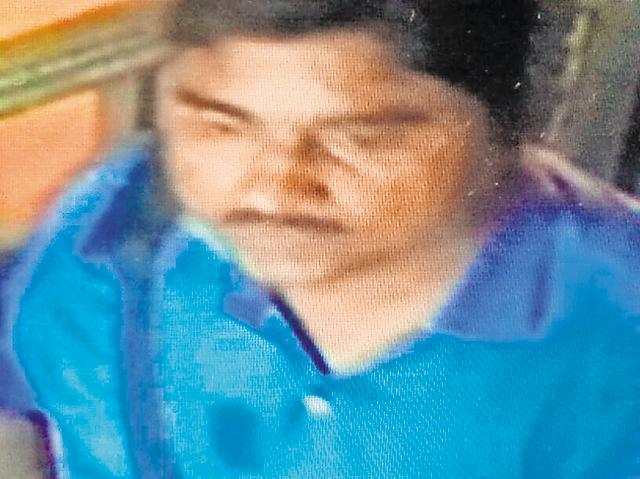 CCTV footage captured the two suspects, whom the police said are around 35 to 40 years of age.