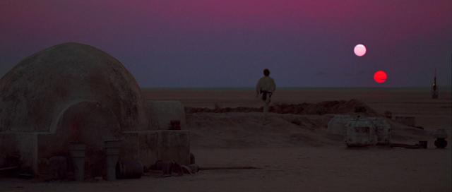 This scene was a good reminder that you are really far away from home (Earth). (Lucasfilms) This scene was a good reminder that you are really far away from home (Earth). (Lucasfilms)