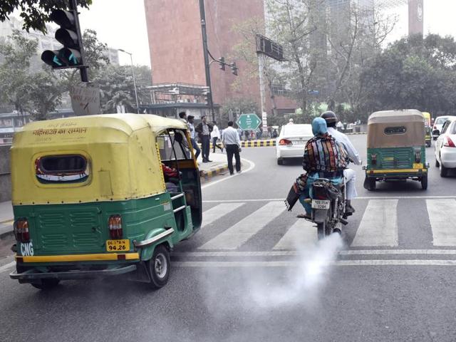 The National Green Tribunal has said that it will not stand in the way with the SC’s recent order on banning diesel-run cars. (Arun Sharma/ HT Photo) The National Green Tribunal has said that it will not stand in the way with the SC’s recent order on banning diesel-run cars. (Arun Sharma/ HT Photo)